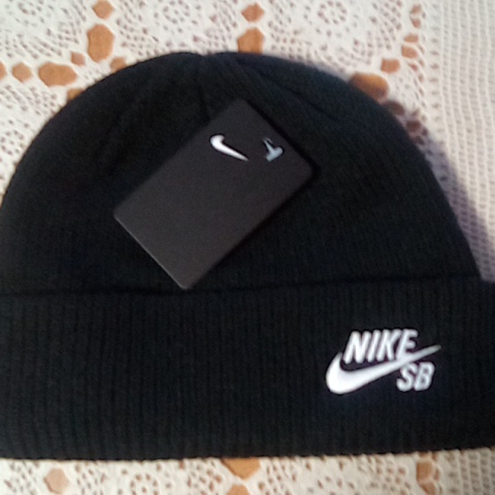 COPY - COPY - Nike SB beanie